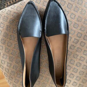JCrew Edie black pointy toe loafer with leather upper in size 9.